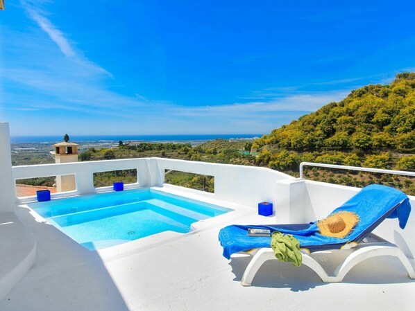 Sky, Cloud, Furniture, Building, Property, Blue, Azure, Swimming Pool, Outdoor Furniture, Architecture