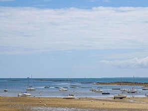 L'Eau, Ciel, Nuage, Bateau, Navire, Cotiers Et Relief Océaniques, Bateaux Et Nautique - Materiel Et Fournitures, Lac, Horizon, Paysage Naturel