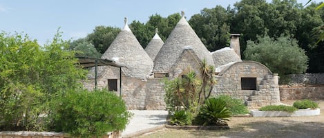 Außenseite Ferienhaus [Sommer]