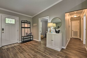 Front Foyer | Step-Free Entrance