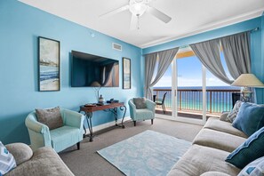 Living Area with Gulf Views