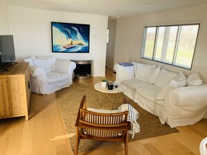 Living room with 2 Montauk sofas