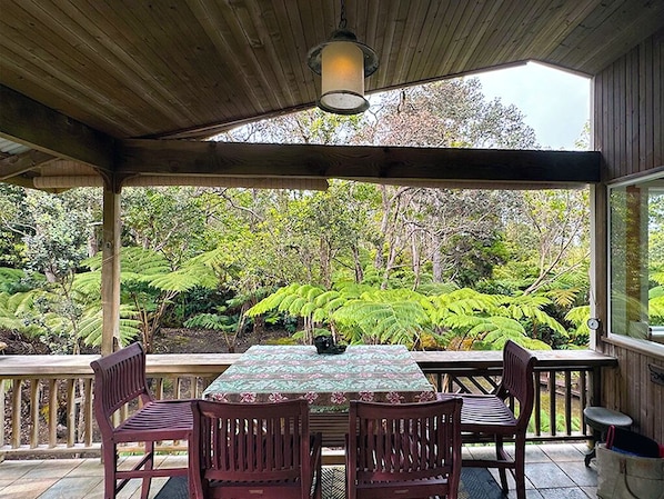 Maile Treehouse Lanai - Relax on the lanai and enjoy the misty volcano landscape