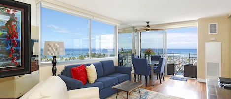 Beautiful Ocean Views from this Corner Unit!