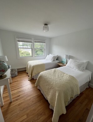 Upstairs twin bedroom