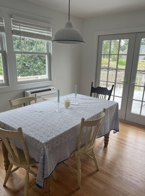 Kitchen table