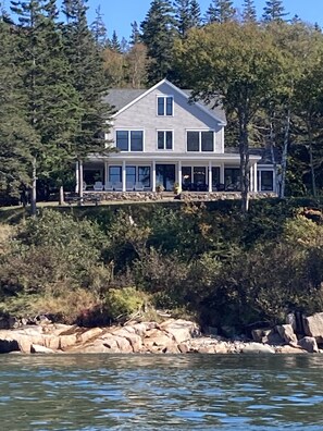 House seen from the ocean.