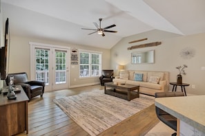 Natural lighting in the living room