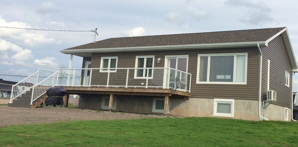 15220 Cabot Trail - 
Unit 1 (upstairs) & Unit 2 (downstairs)