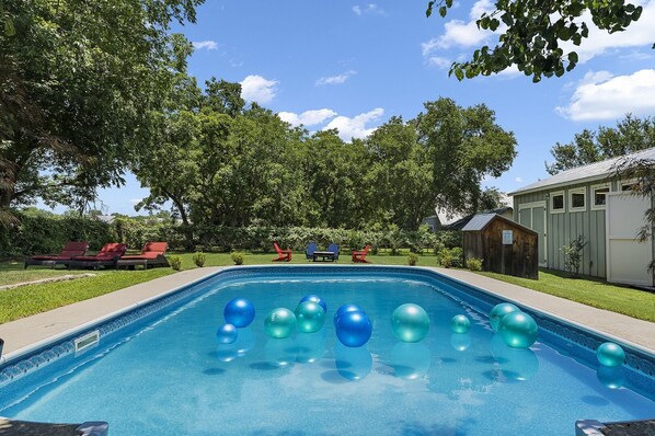 Pool