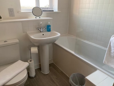 3 Bed 2.5 Bath contractor and leisure accomodation