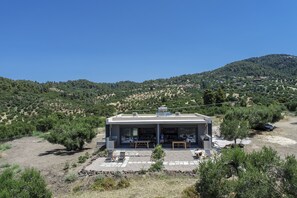 Esterni