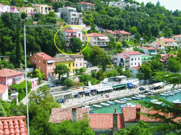 Haus LEDA, zentrale Lage direkt oberhalb des Hafens