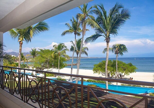 Spacious terrace with panoramic ocean views

