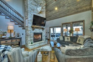 Enjoy luxurious furnishings and make unforgettable memories! 
