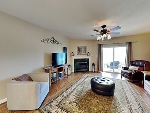 Living Room - Smart TV