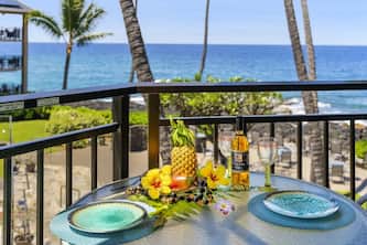 Kona Makai 6-203 BEAUTIFUL OCEAN VIEWS ON 2ND FLOOR, 1 bedroom/1 bath
