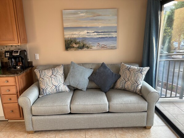 Seaside 116 Living Area