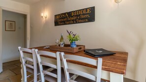 Kitchen table,  Candlemaker's Cottage, Bolthole Retreats