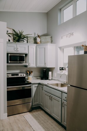 Kitchen (1)