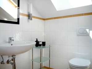 Armatur, Eigentum, Bad Sink, Zapfhahn, Lila, Sinken, Badezimmer, Interior Design