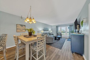 High Top Dining Room Table With Seating For Four