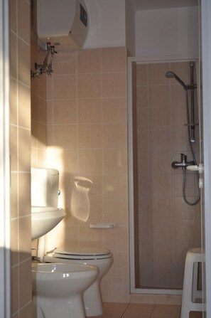 Bad/Dusche