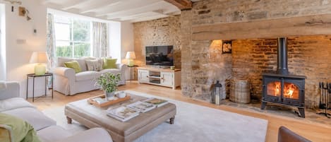 Living room with log burner, Tachbrook, Bolthole Retreats