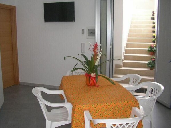 Kitchen area