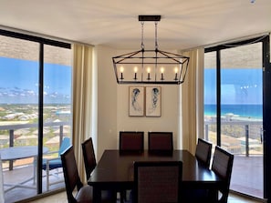 Dining area has awesome views!