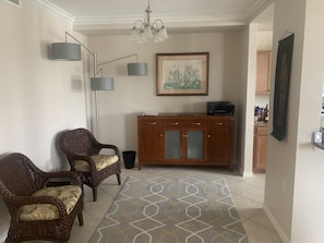 "Study" shown as dining area in floor plan