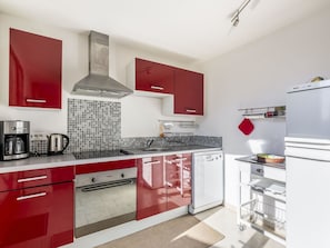 Cabinetry, Countertop, Eigentum, Herd, Gebäude, Küche, Zapfhahn, Küchengerät, Interior Design, Herd