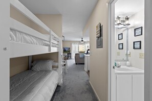 Hallway bunk bed nook