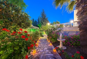 Area that directly surrounds the property
