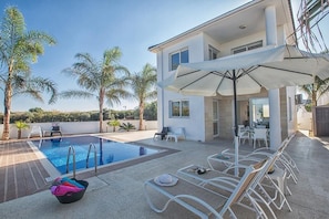 Large garden with private pool and sunloungers