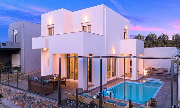Property Building | HotelPraxis Group