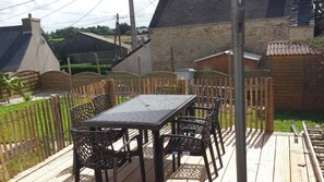 Terrasse. sud et jardin individuel clos