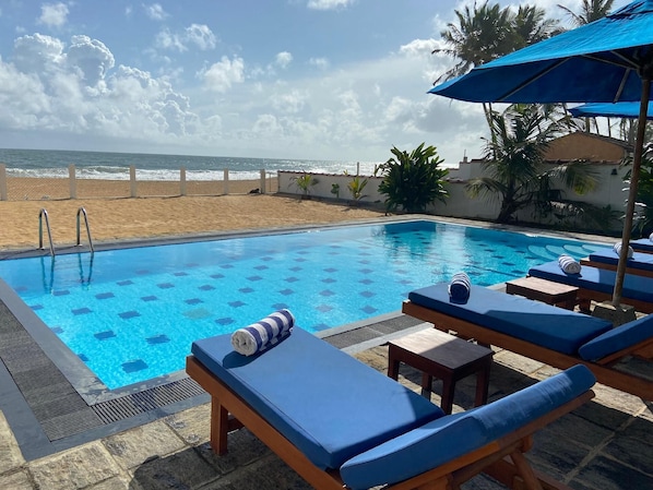 Beautifully expansive views of the beach and of the Indian Ocean