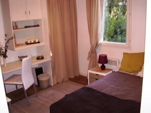 chambre 2 (lit double)