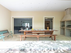 Table, Furniture, Building, Wood, House, Hall, Recreation Room, Interior Design, Floor, Flooring