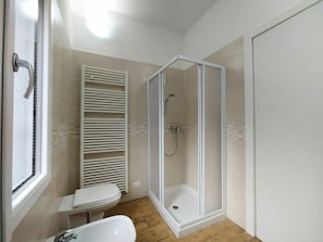 Plumbing Fixture, Shower Door, Window, Shower Head, Bathroom, Door, Interior Design, Wood, Tap