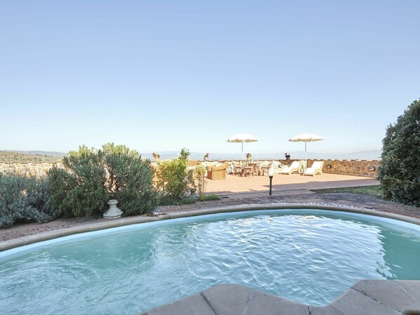 Water, Sky, Plant, Swimming Pool, Azure, Tree, Natural Landscape, Leisure, Landscape, Shade