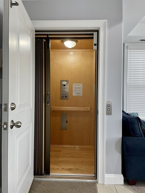 Elevator