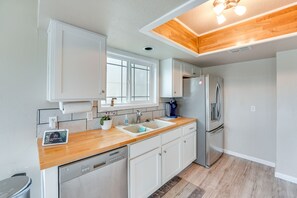 Fully Equipped Kitchen | 1st Floor