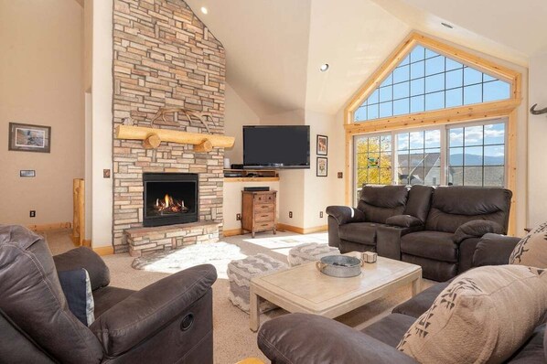 SWP 67 Fireweed living area
