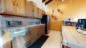 Flooring, Room, Indoors, Furniture, Shelf