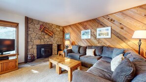 Indoors, Living Room, Furniture, Screen, Hardwood