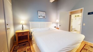 Bedroom, Indoors, Room, Bed, Furniture