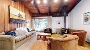 Indoors, Furniture, Living Room, Couch, Home Decor
