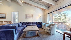 Couch, Furniture, Architecture, Building, Indoors